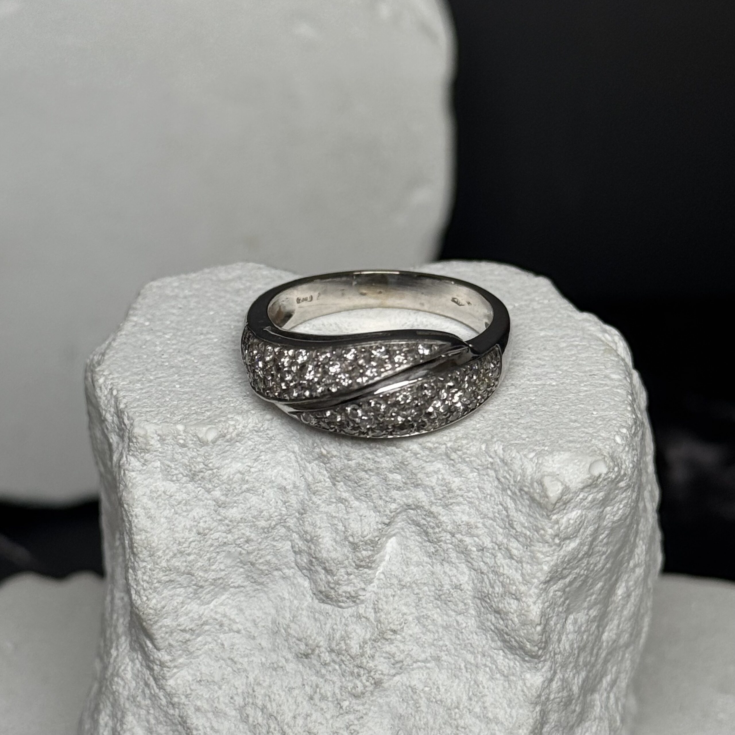 Anello oro 18 kt