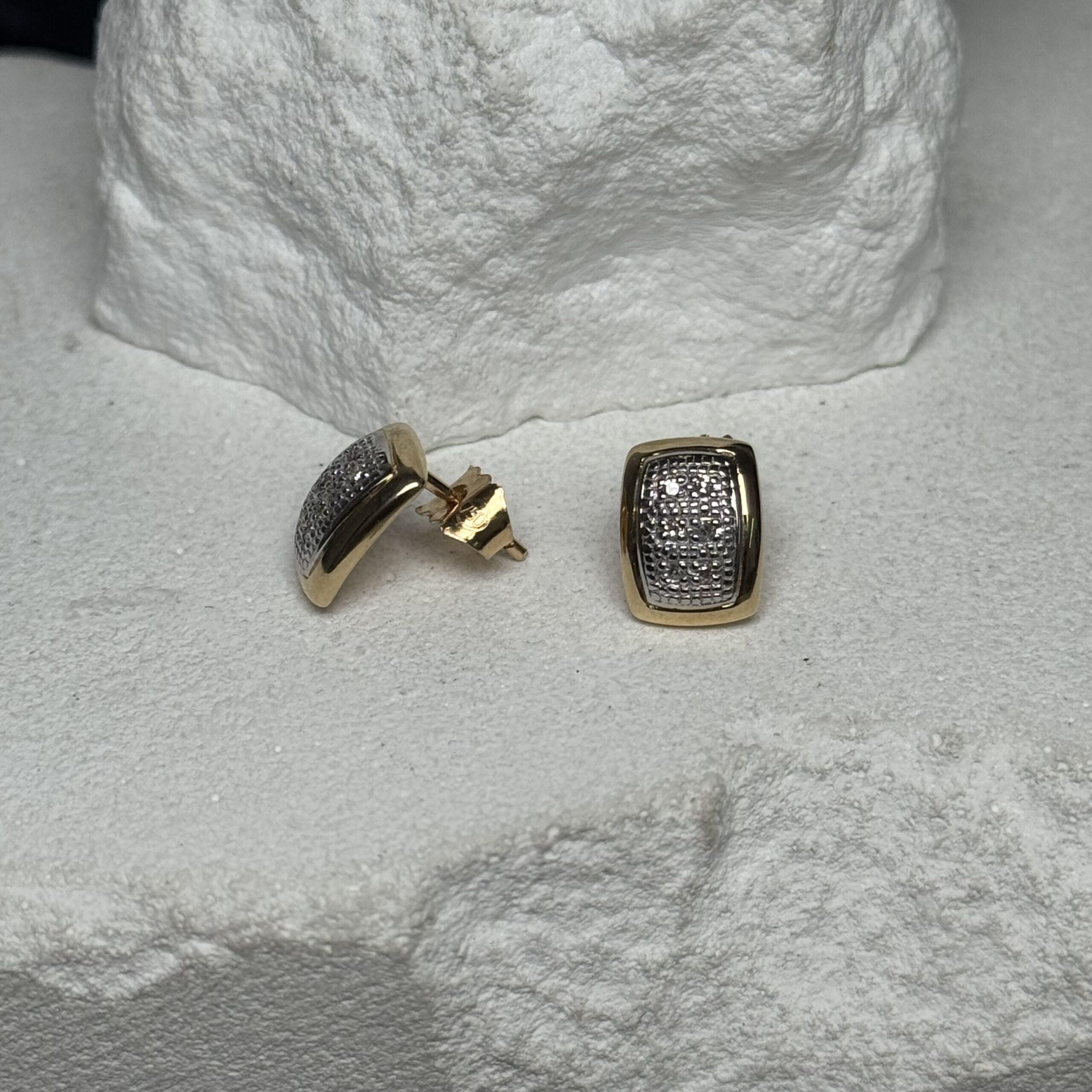 Orecchini oro 18kt