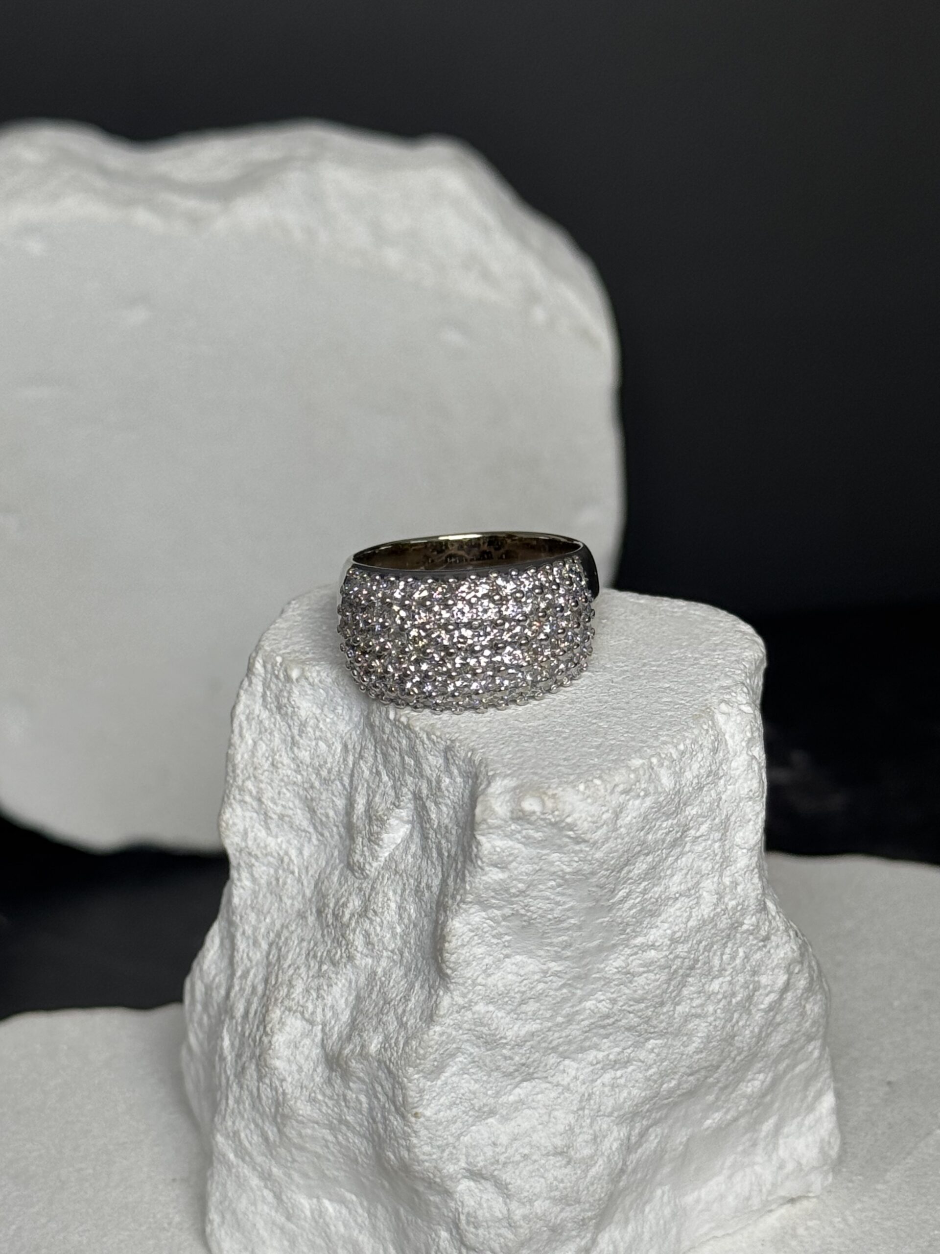 Anello oro 18kt con diamanti