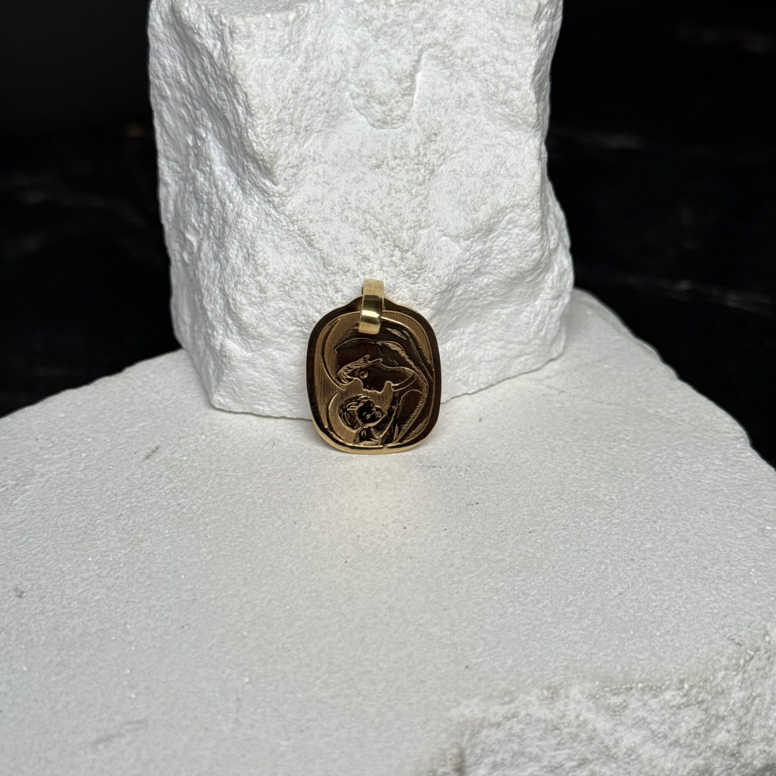 Ciondolo oro 18kt