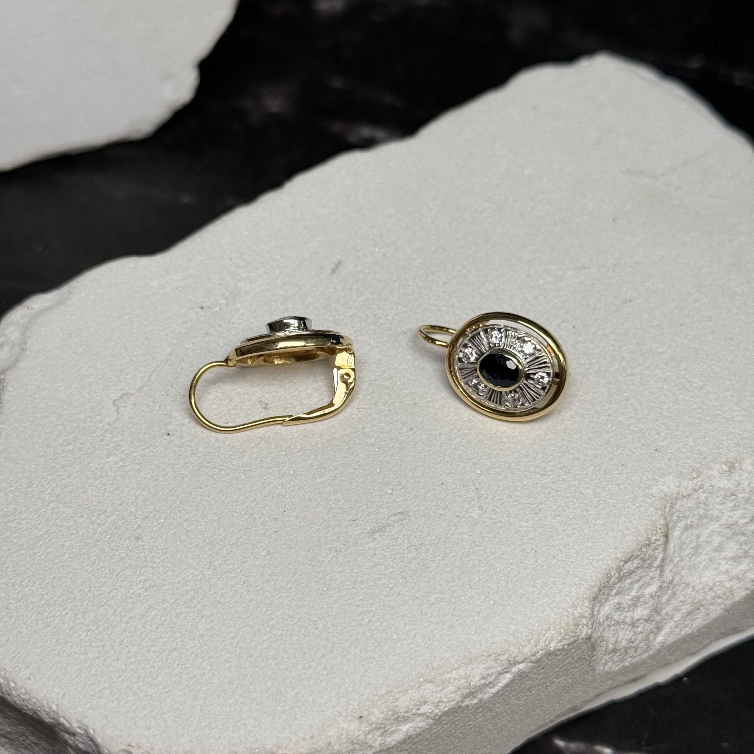 Orecchini oro 18kt