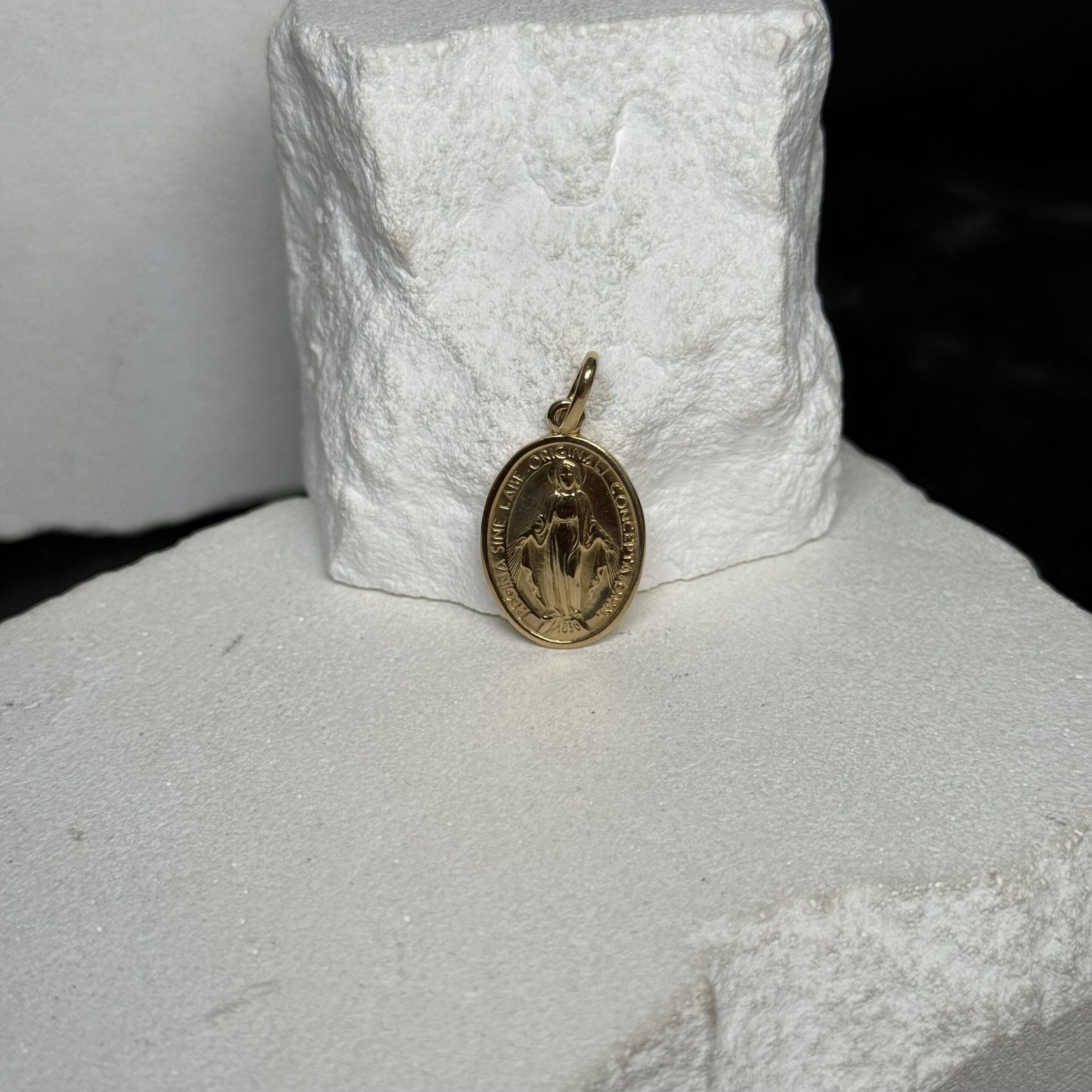 Ciondolo oro 18kt