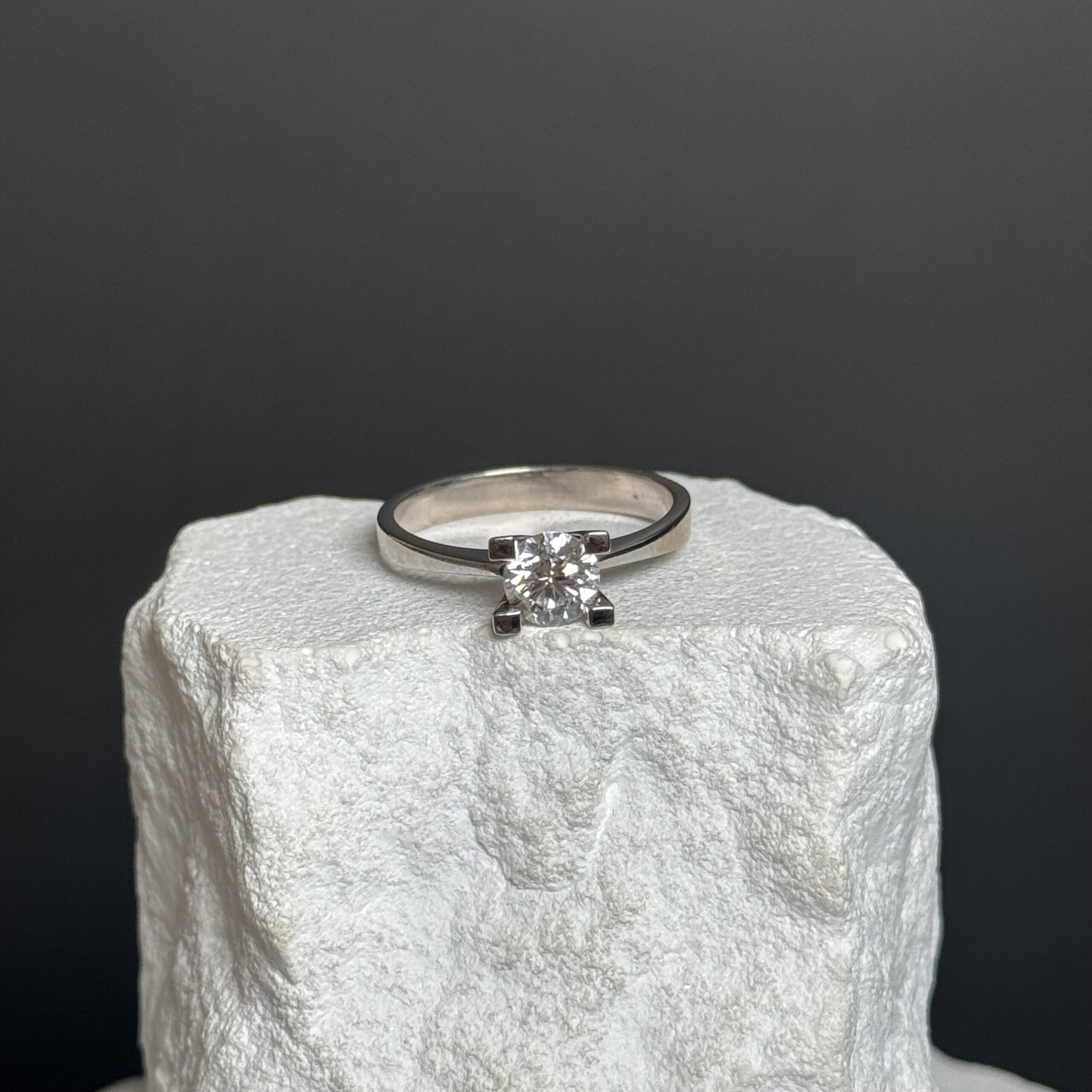 Anello oro 18 kt