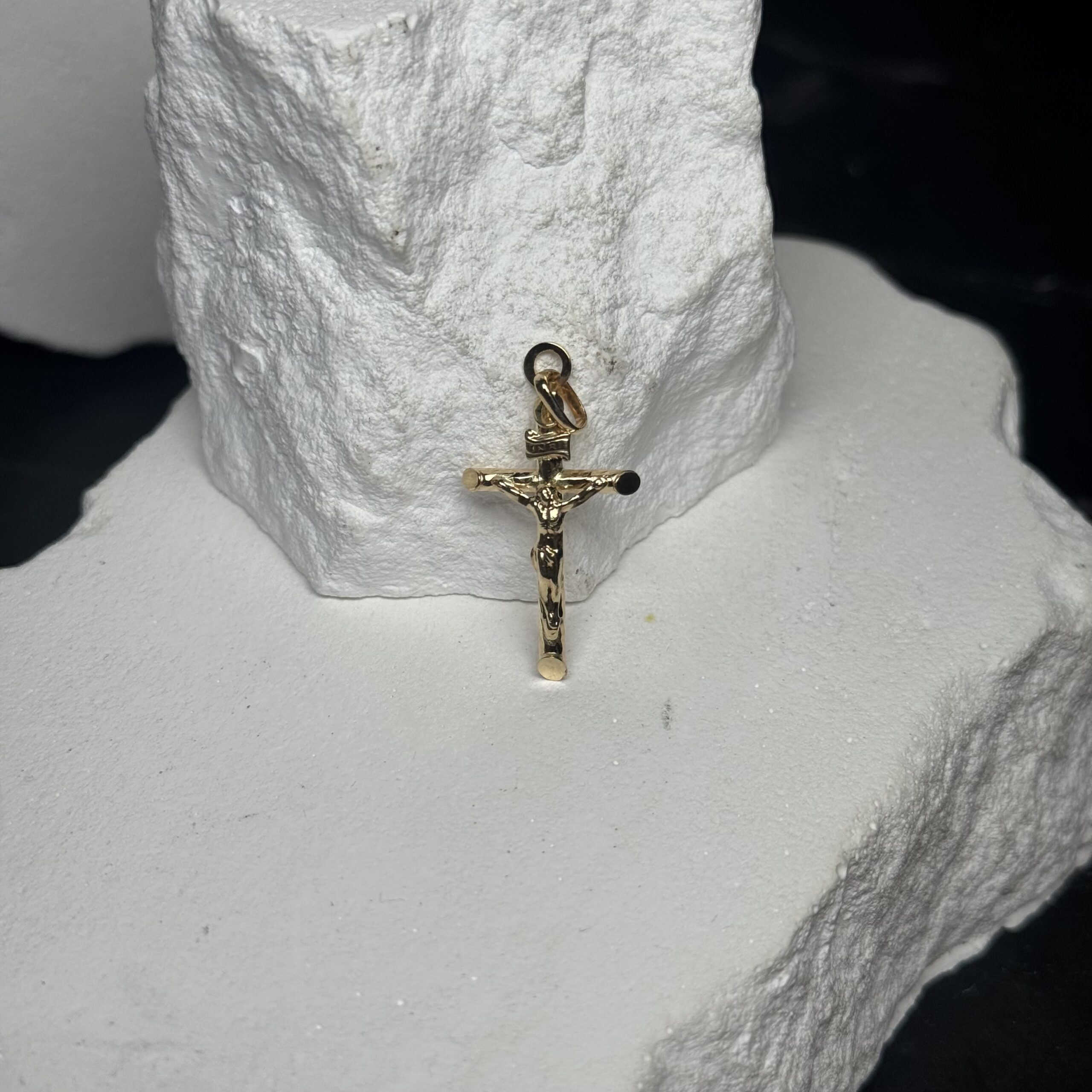 Ciondolo oro 18 kt