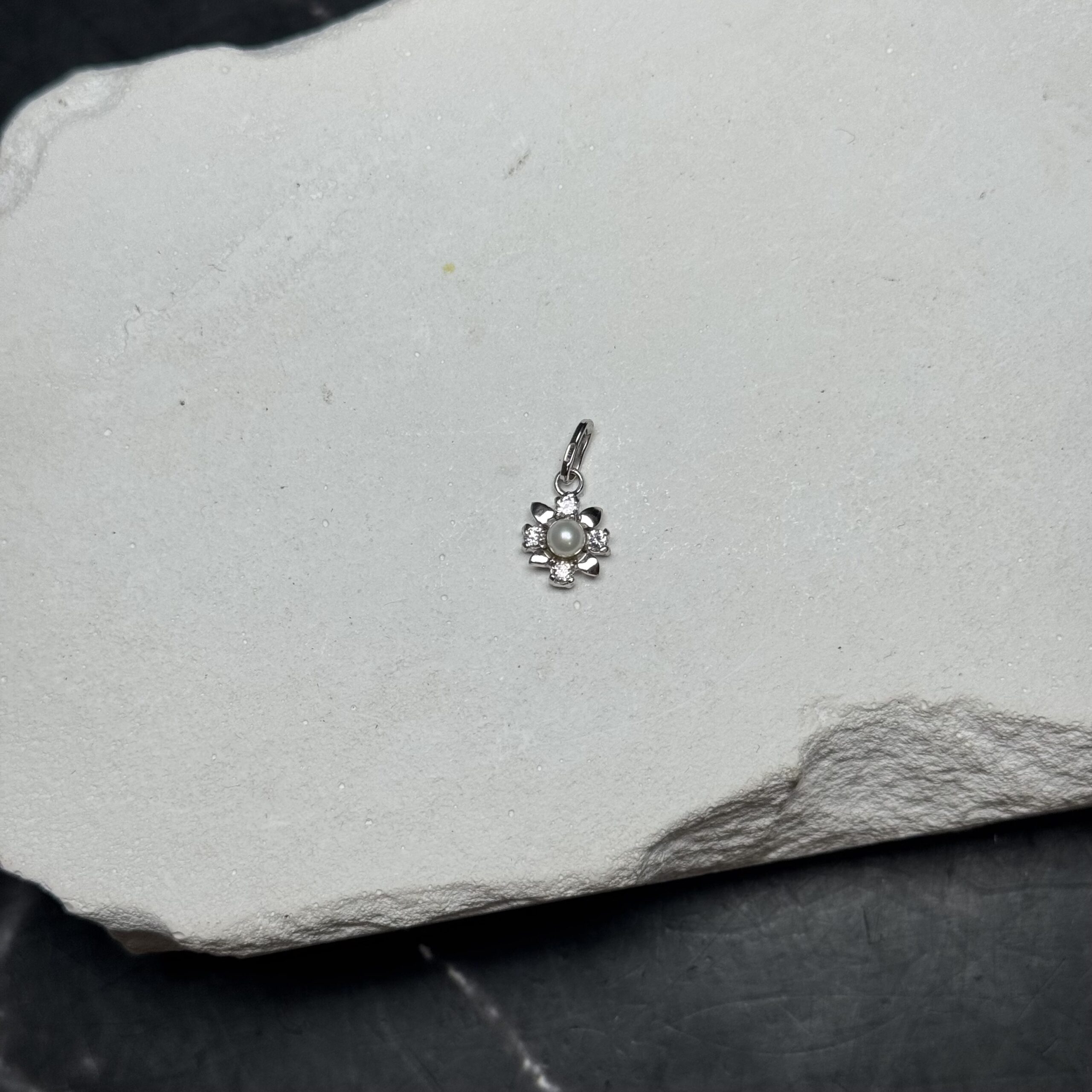 Ciondolo oro 18 kt